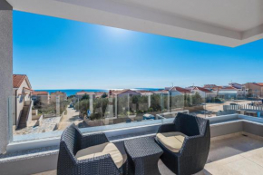  Apartments Tomana  Новалья